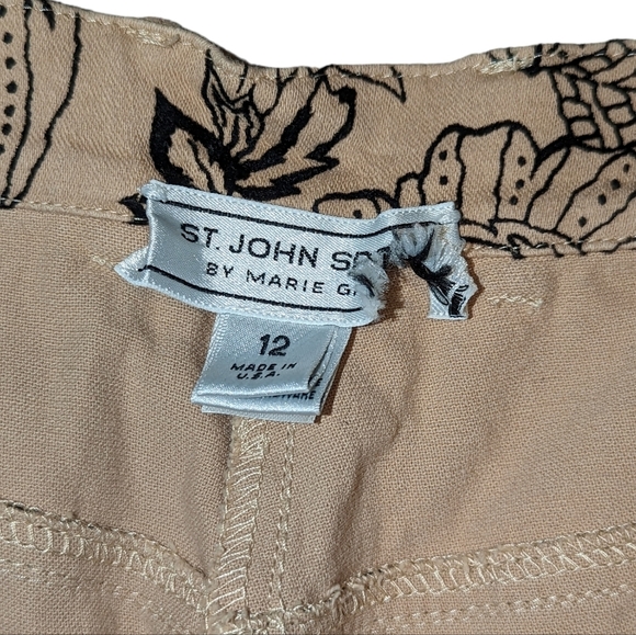 St.John Velvet Floral Paisley High Rise Jeans..Size 12 - Picture 4 of 9